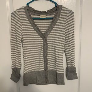 Lady’s Cardigan Top by Pretty Good Size Small